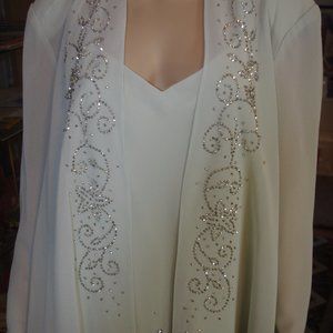 R & W RICHARDS 2-PIECE DRESS IN SAGE FOR A SIZE 18